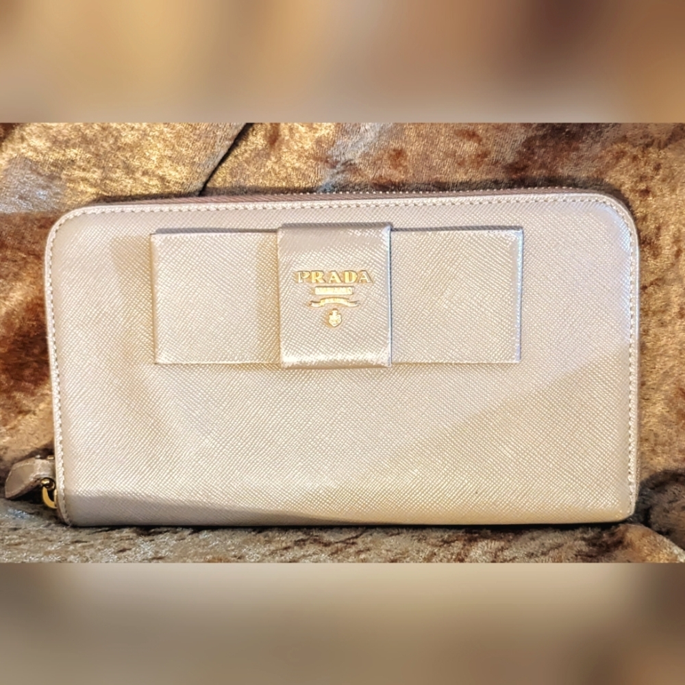 COPY - Prada Ribbon Safflano Leather Wallet